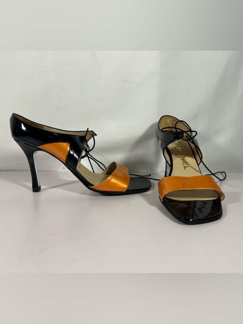 7030: Chanel Patent Lace-Up Heeled Sandals Black Orange 36